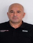 team member img